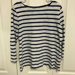 Old navy 3/4 navy blue and white striped shirt